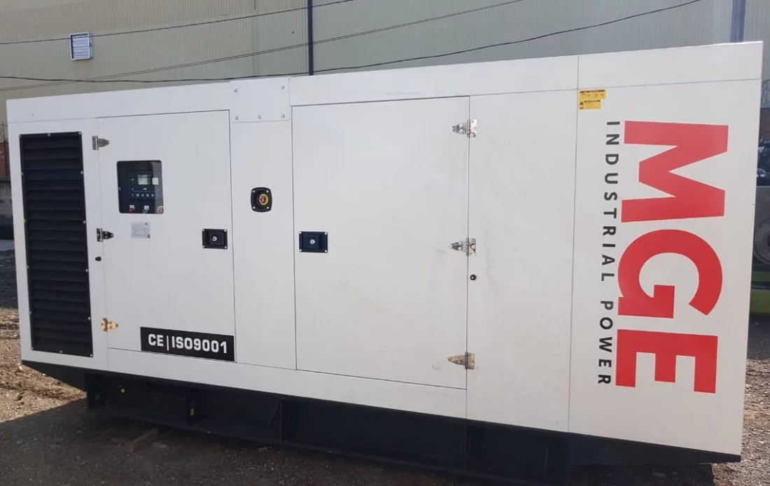 Дизельный генератор Doosan MGE 450-Т400 в кожухе