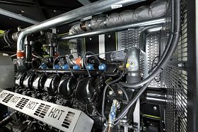 Газовый генератор Pramac GGW275G в кожухе — фото 8